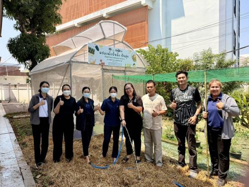 “พัฒนาการจังหวัดสระบุรีนำทีม พช.ปลูกผัก สร้างต้นแบบ ‘บ้านนี้มีรัก ปลูกผักกินเอง’ ยกระดับคุณภาพชีวิตดี ไม่ทอดทิ้งกัน” ณ จวนผู้ว่าราชการจังหวัดสระบุรี